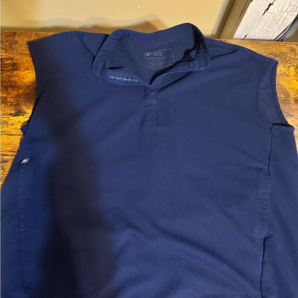 Figs Small Navy Rafaela Oversized Scrub Top